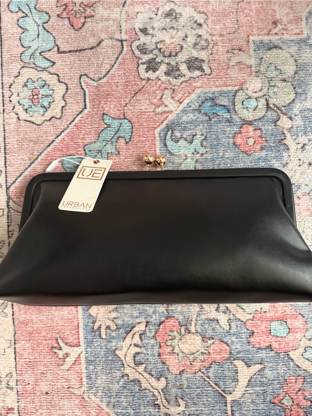 NWT Urban Expressions Black Kiss-Lock Clutch Bag. Sold out on line! - Picture 5 of 8